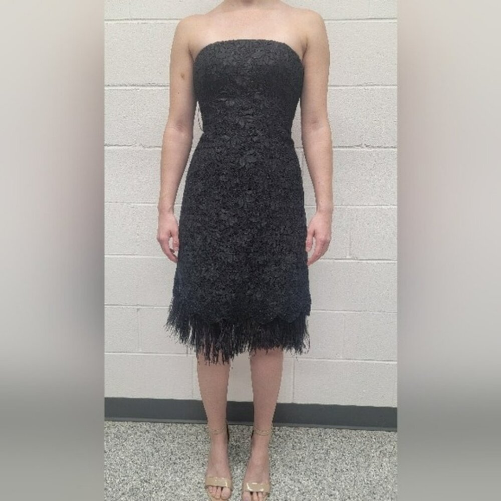 Carmen Marc Valvo Vintage Strapless Black Lace Detachable Feather Dress Size 2